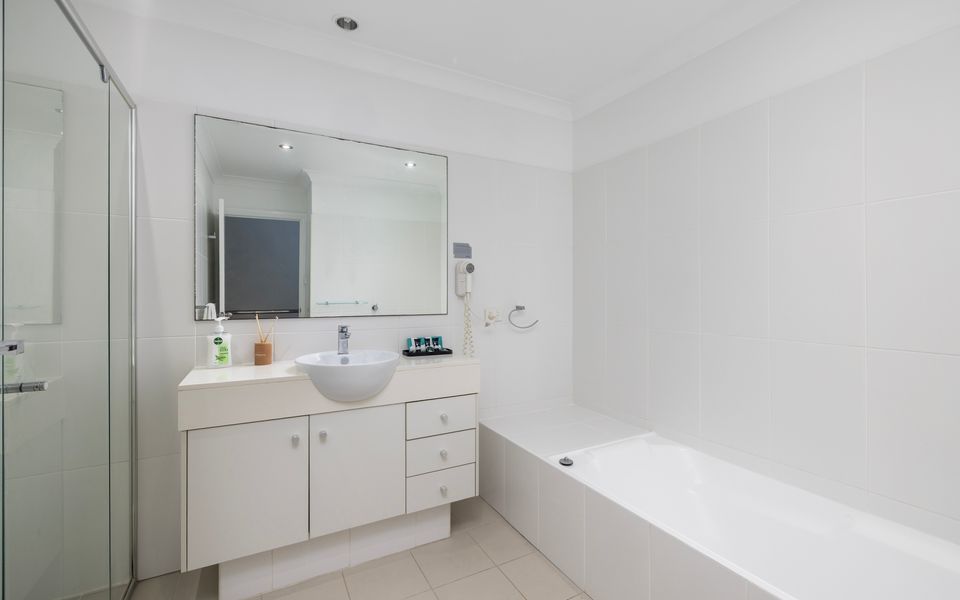 Oaks Pacific Blue Port Stephens. Apartment overlooking the Pool