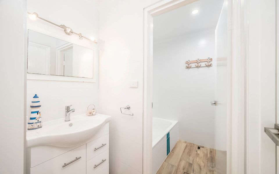 ‘Bay Parklands’ – Coastal Resort Experience