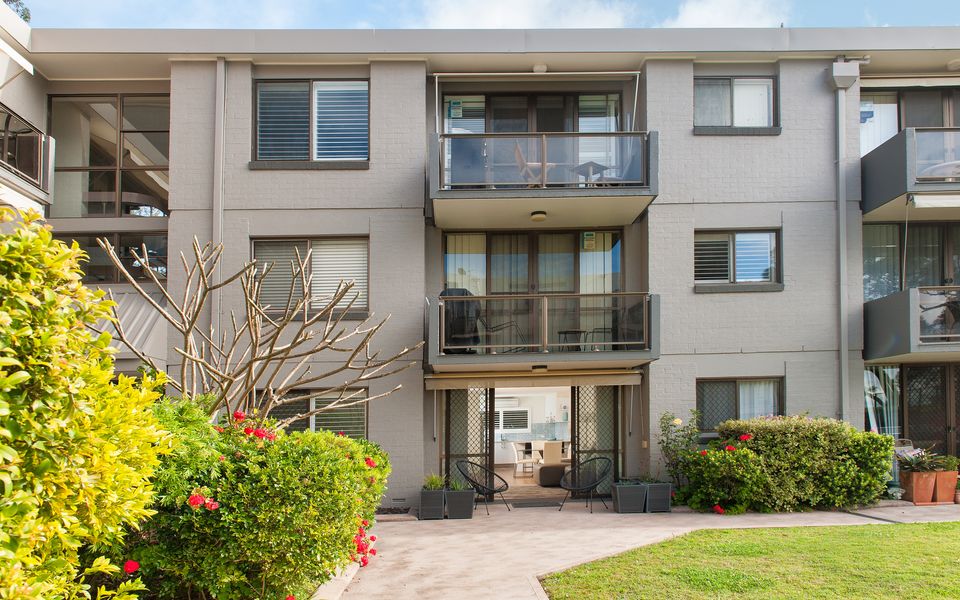 The Poplars Apartment Nelson Bay with Swimming Pool