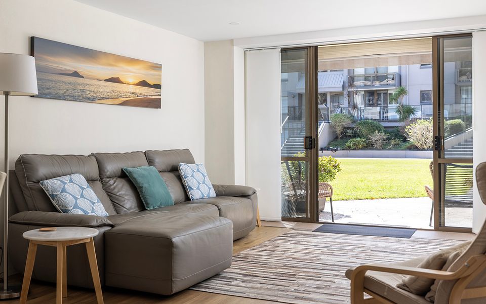 The Poplars Apartment Nelson Bay with Swimming Pool