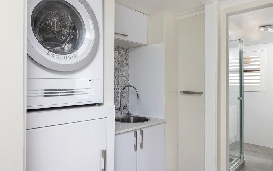 The Poplars Apartment Nelson Bay with Swimming Pool