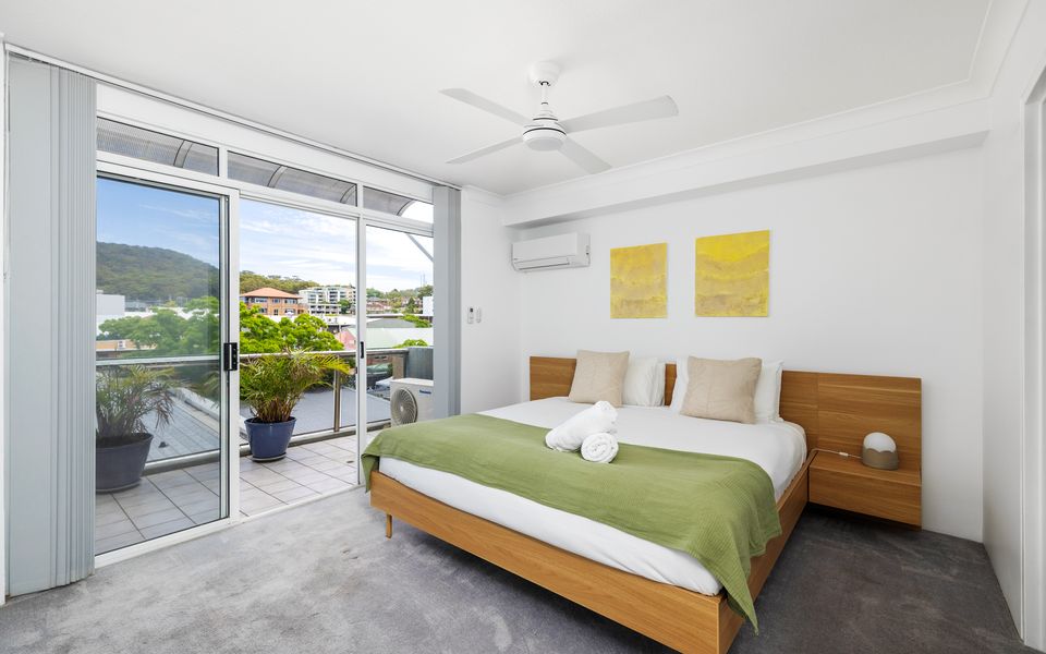 Nelson Towers- Overlooking The Bay