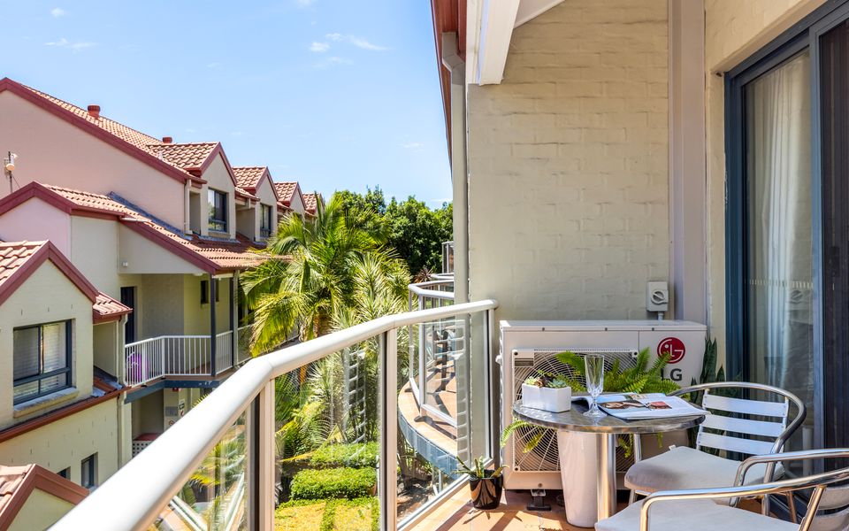 ‘Bay Breeze’ Minutes from the Beach