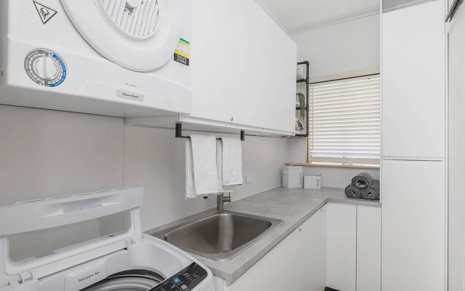 Akuna Beach Cottage Fingal Bay