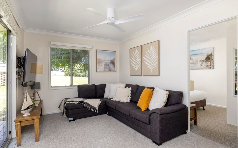 Karingal Beach Cottage Fingal Bay