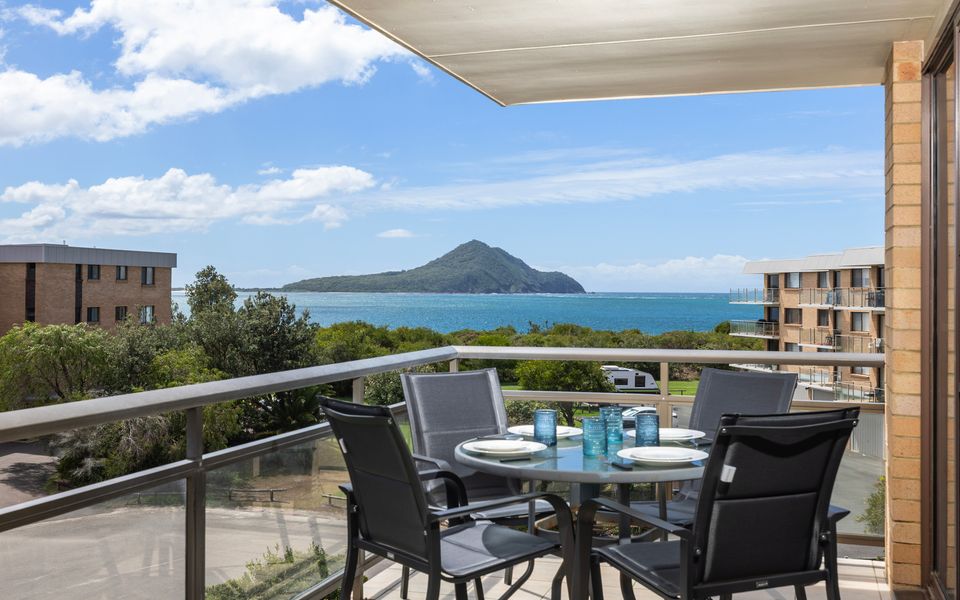 ‘Shoaley Shores on Intrepid’ Overlooking Shoal Bay Beach