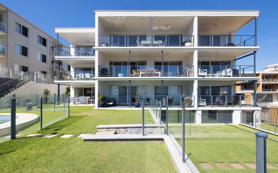 Sundeck Shoal Bay Ground floor with views and pool access