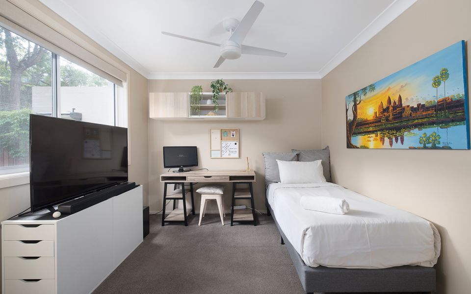 Chelsea Poolside and Tennis