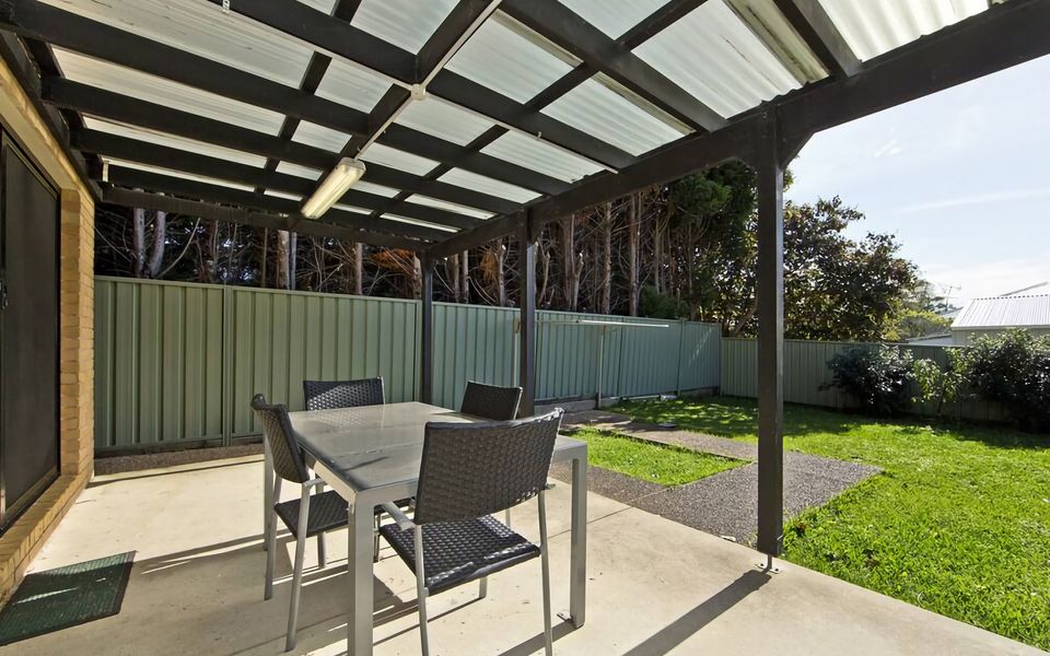 Close to Little Beach and Shoal Bay Beach