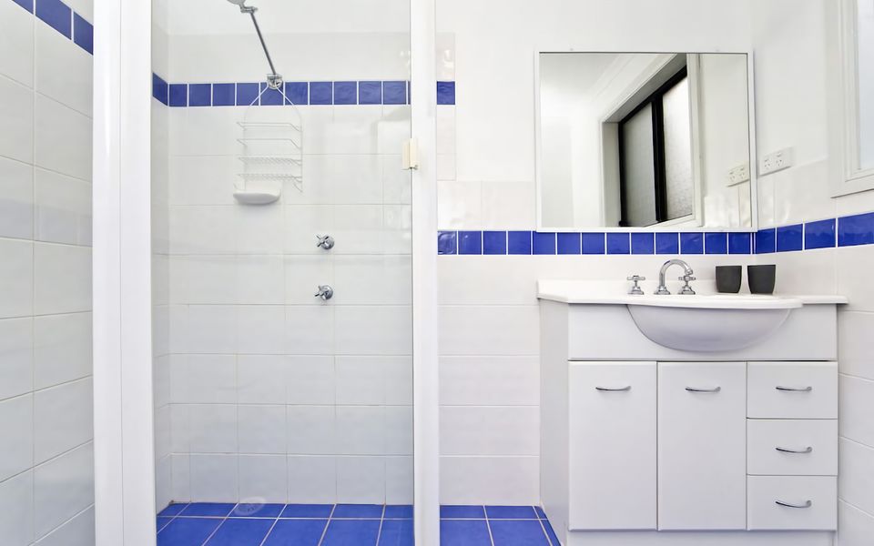 Close to Little Beach and Shoal Bay Beach