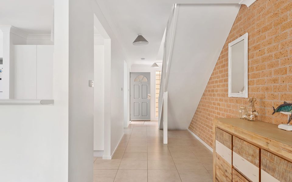 Walking Distance to Little Beach and Shoal Bay