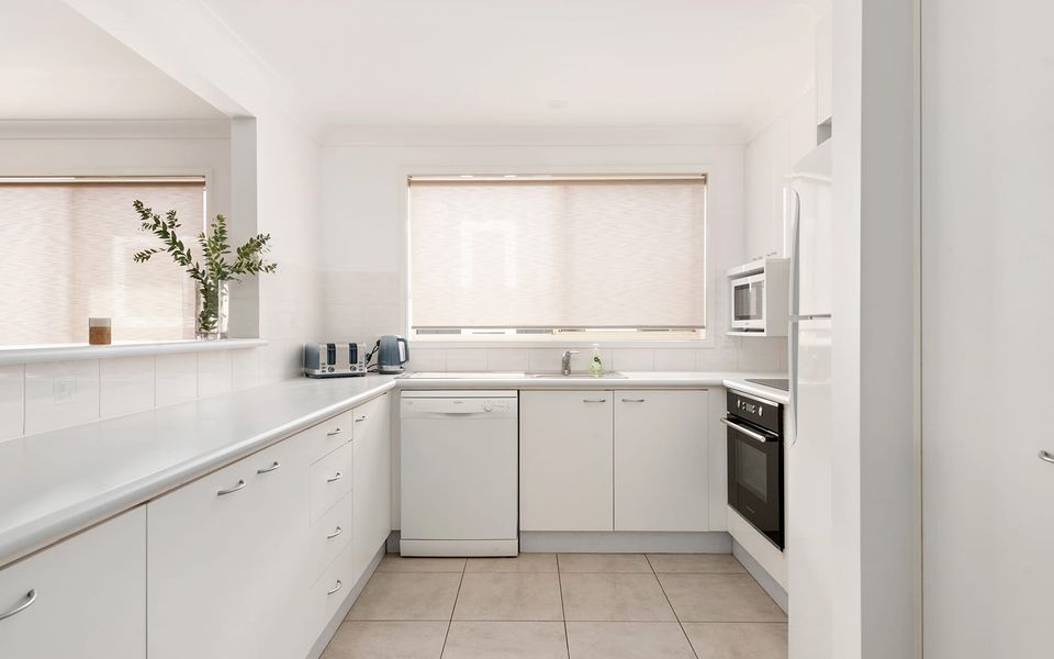 Walking Distance to Little Beach and Shoal Bay