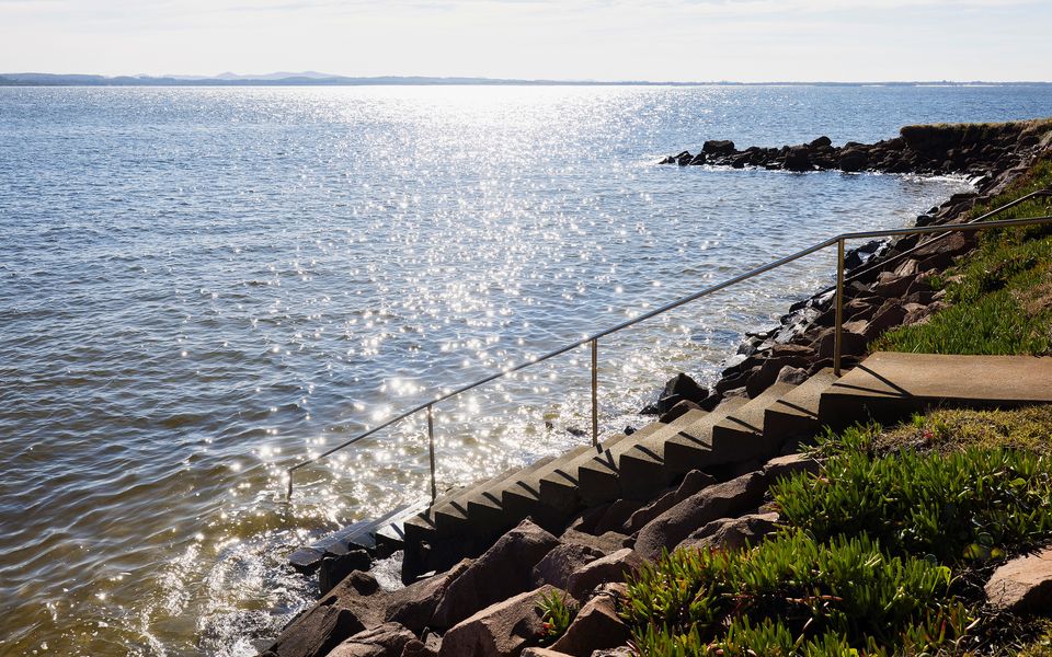 Breath Taking Waterfront