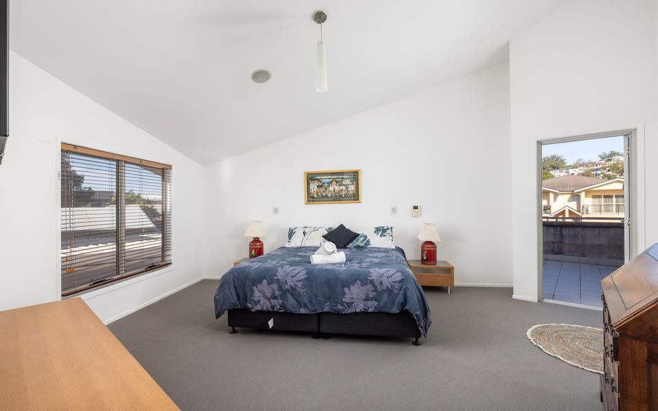 Breath Taking Waterfront