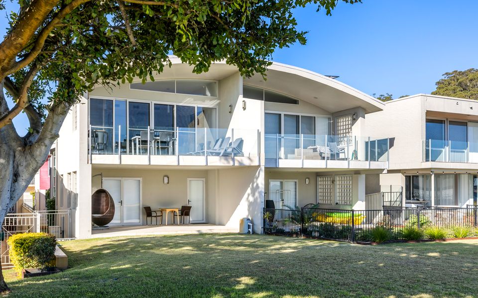 Breath Taking Waterfront