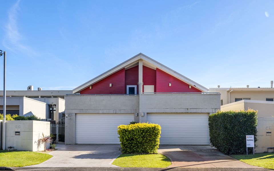 Breath Taking Waterfront