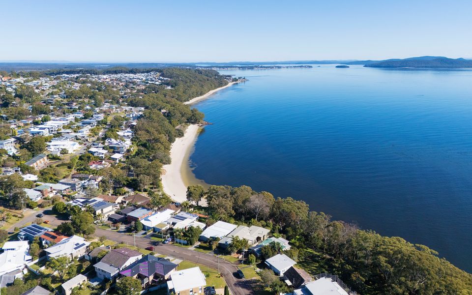 Luxury on Dutchmans  Beach
