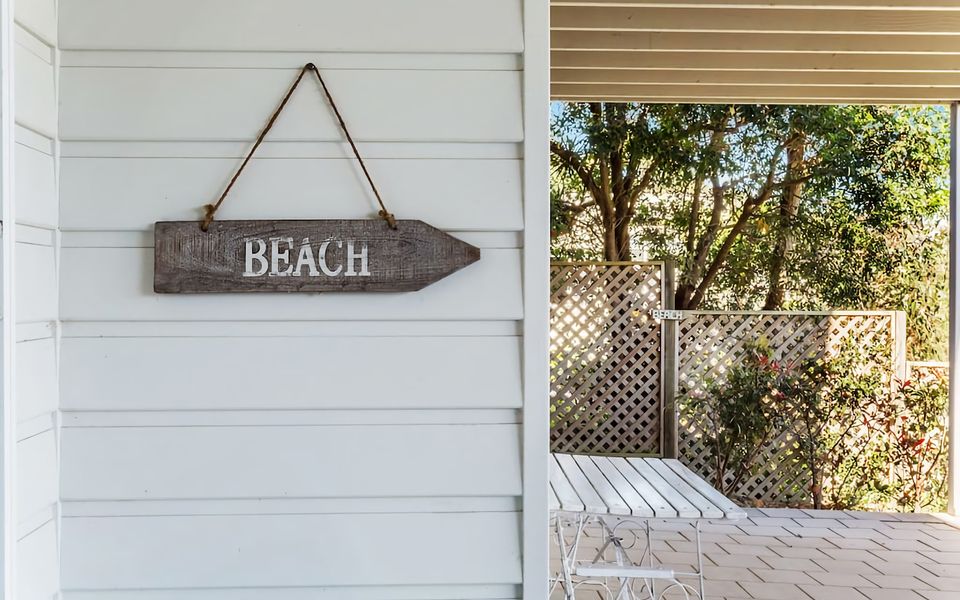 Luxury on Dutchmans  Beach