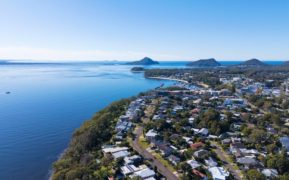 Luxury on Dutchmans  Beach