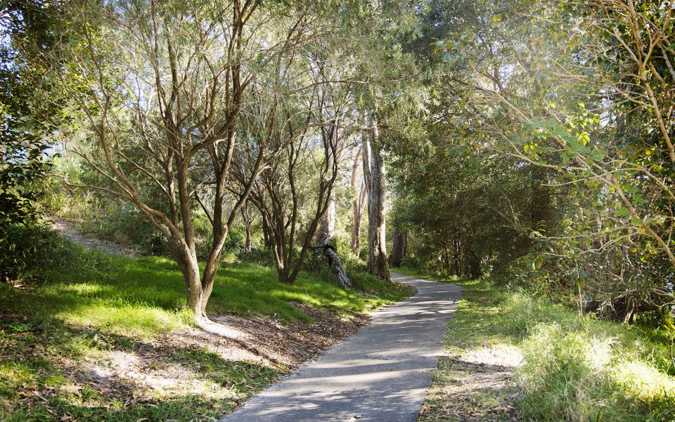 Luxury on Dutchmans  Beach