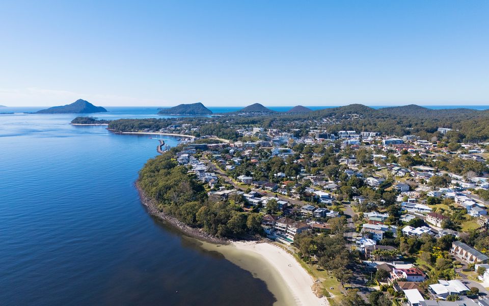 Luxury on Dutchmans  Beach