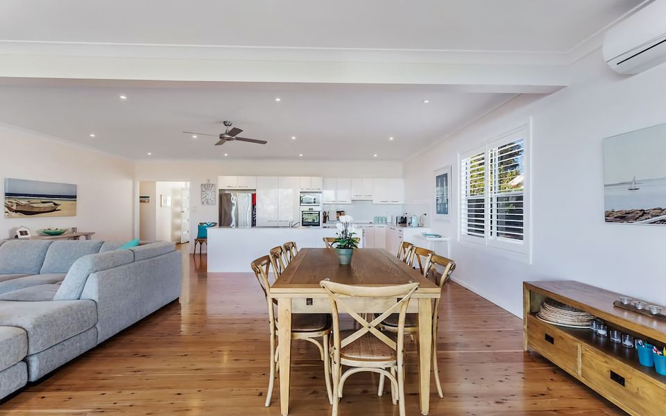 Luxury on Dutchmans  Beach