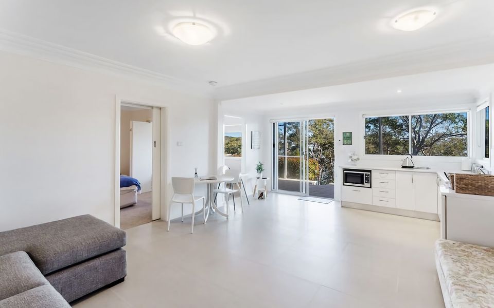 Luxury on Dutchmans  Beach