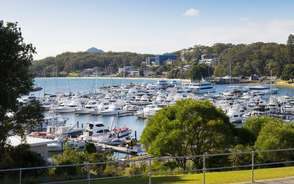 Luxury on Dutchmans  Beach