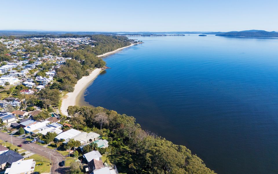 Luxury on Dutchmans  Beach