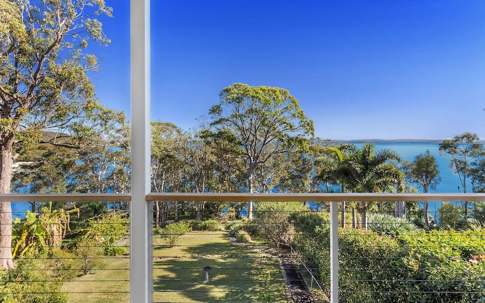 Luxury on Dutchmans  Beach