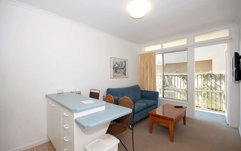 Beachside Shoal Bay Unit 4