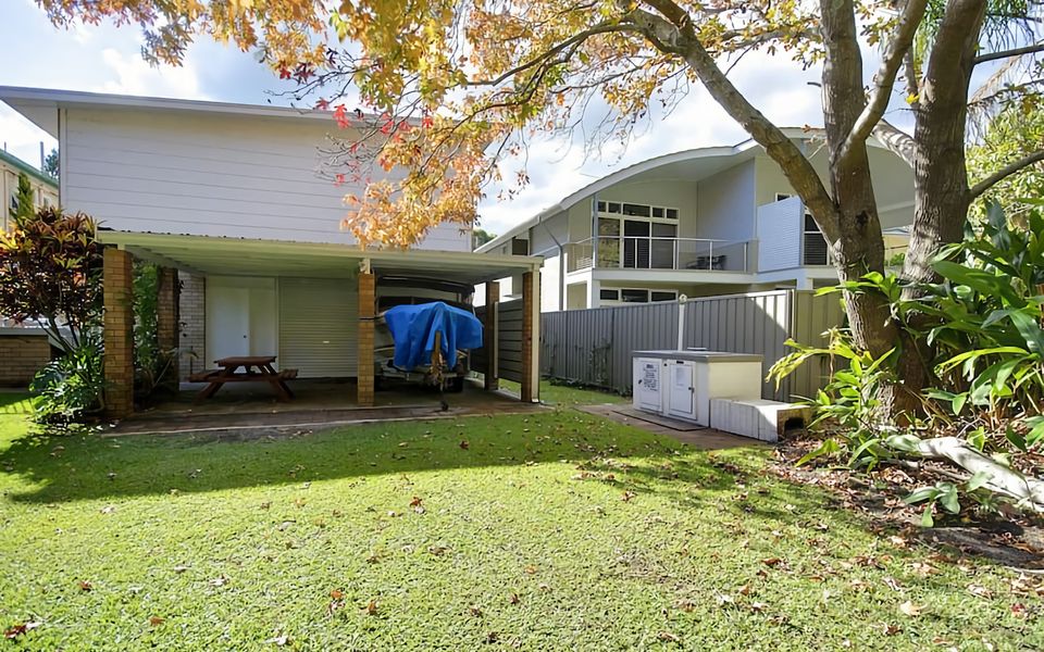 Beachside Shoal Bay Unit 4