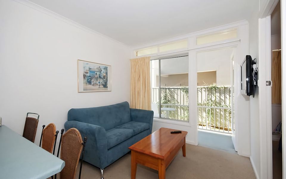 Beachside Shoal Bay Unit 4