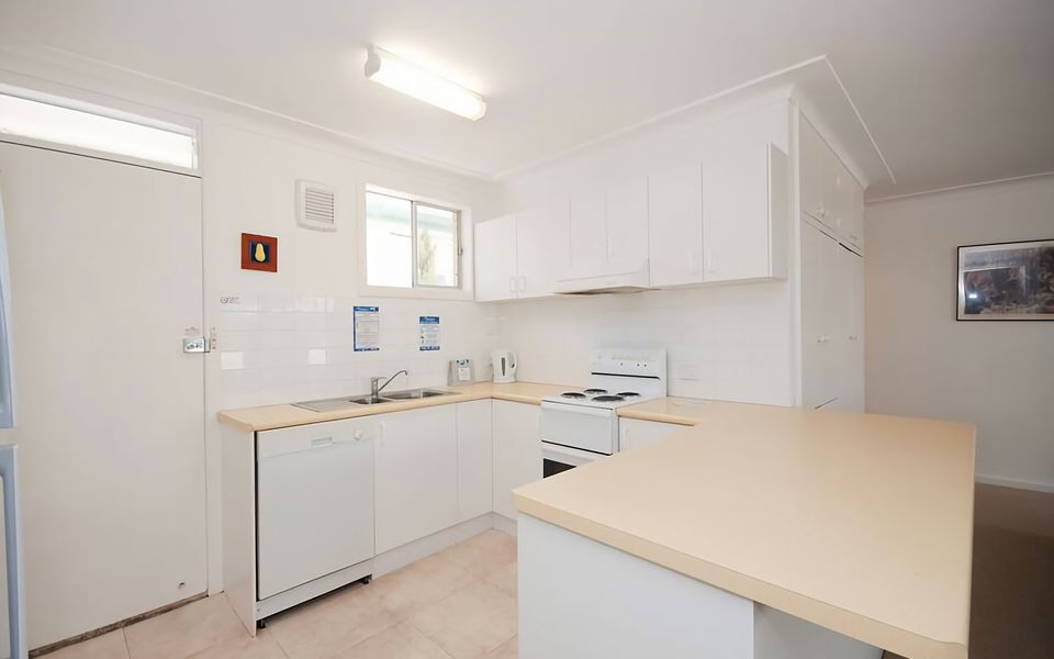 Beachside Shoal Bay Unit 5