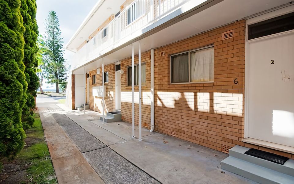 Beachside Shoal Bay Unit 6