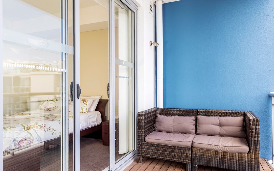 Cote D Azur in the heart on Nelson Bay with a swimming pool