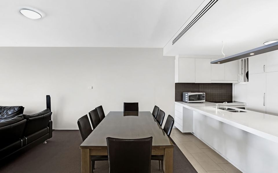 Cote D Azur in the heart on Nelson Bay with a swimming pool