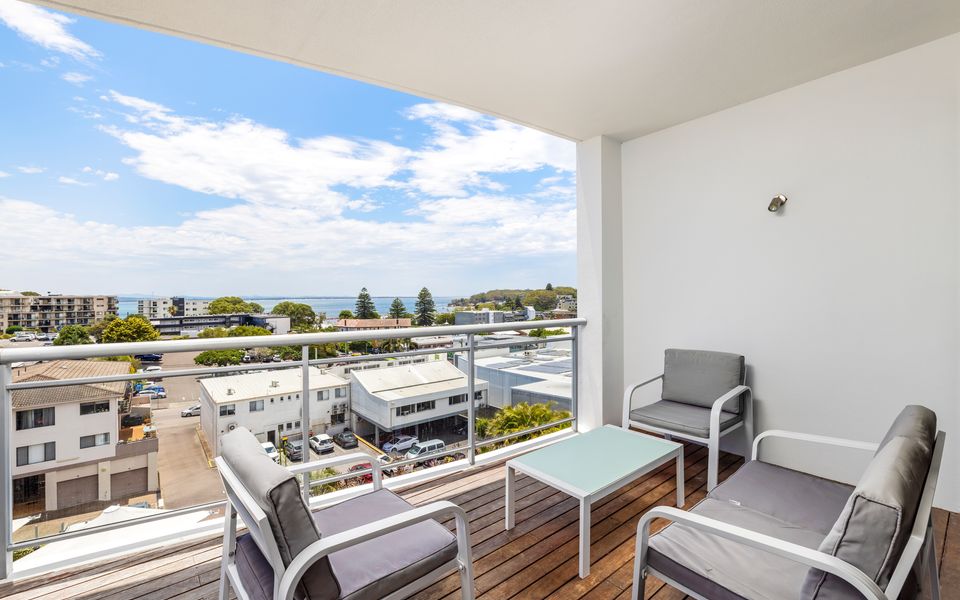 Cote D Azur in the heart on Nelson Bay with a swimming pool