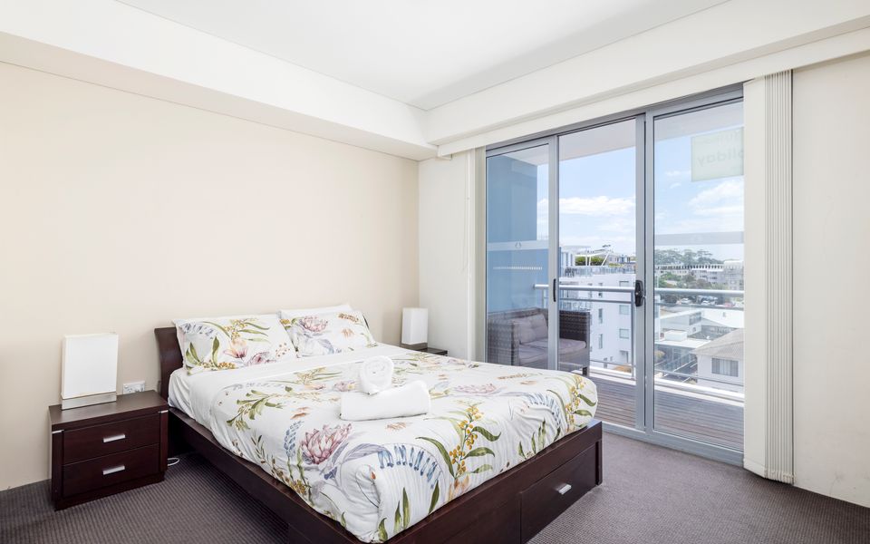 Cote D Azur in the heart on Nelson Bay with a swimming pool