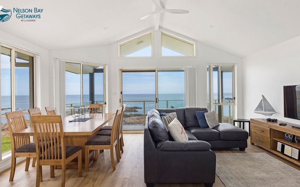 Absolute Waterfront Anna Bay