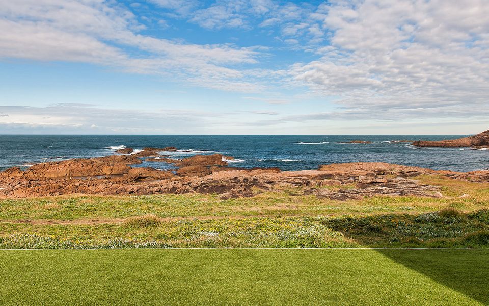 Absolute Waterfront Anna Bay