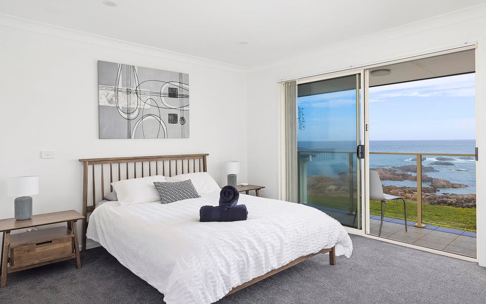 Absolute Waterfront Anna Bay