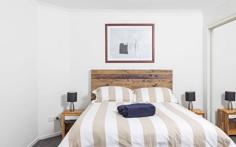 Absolute Waterfront Anna Bay