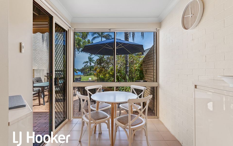 Amazing waterfront location