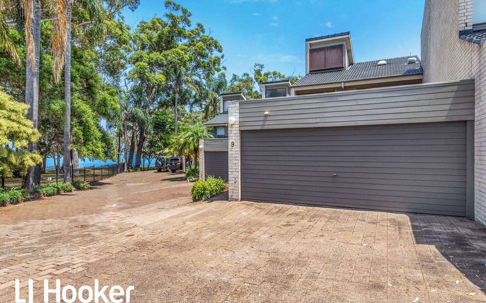 Amazing waterfront location