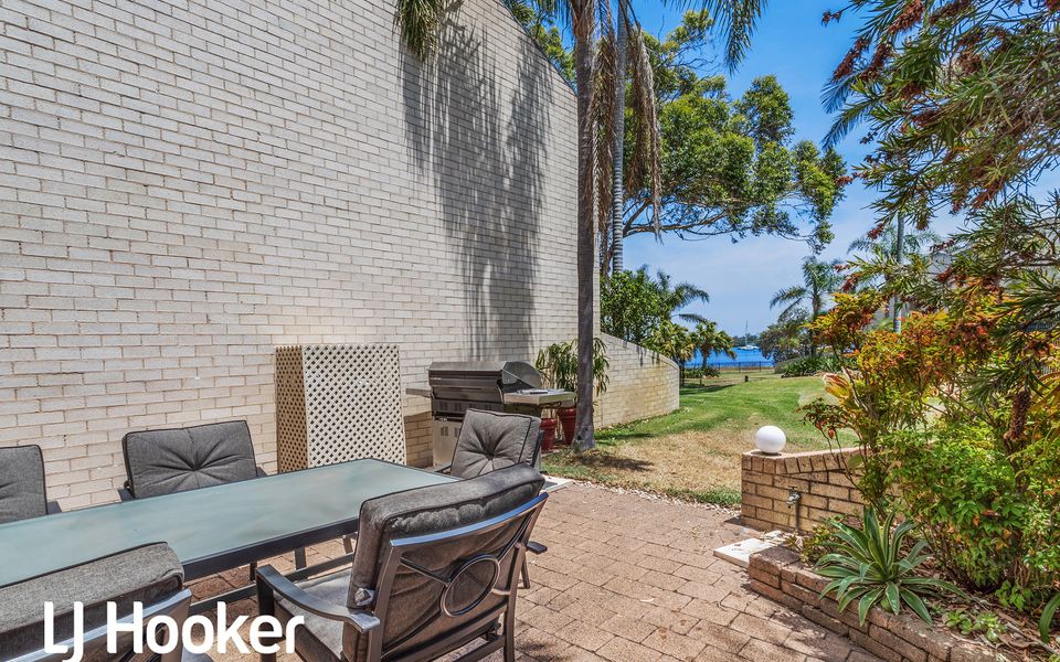 Amazing waterfront location