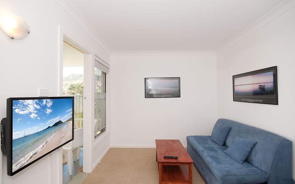 Beachside Shoal Bay Unit 2