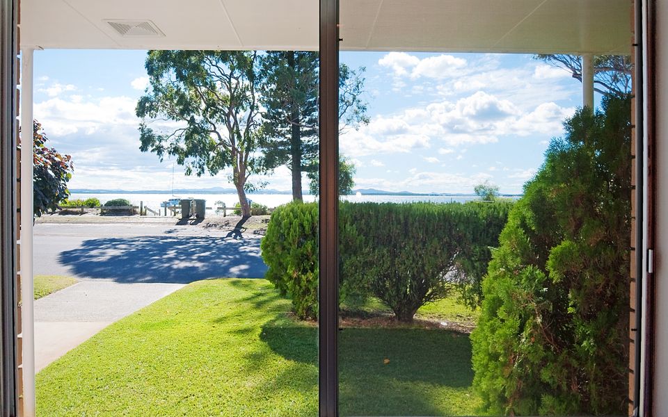 Beachside Shoal Bay Unit 2