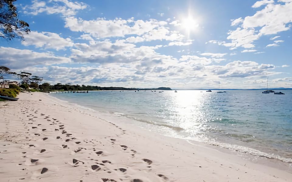 Beachside Shoal Bay Unit 2