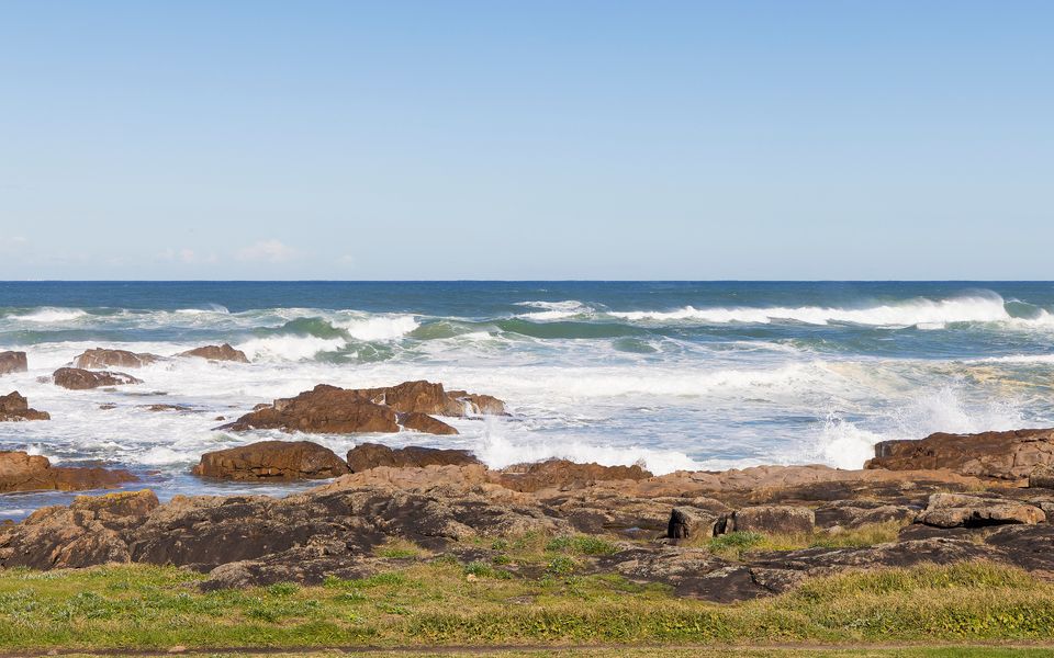 Hear the waves watch the whales Anna Bay
